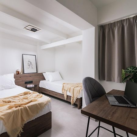 Alcyone Studios And Apartments Ираклион Экстерьер фото