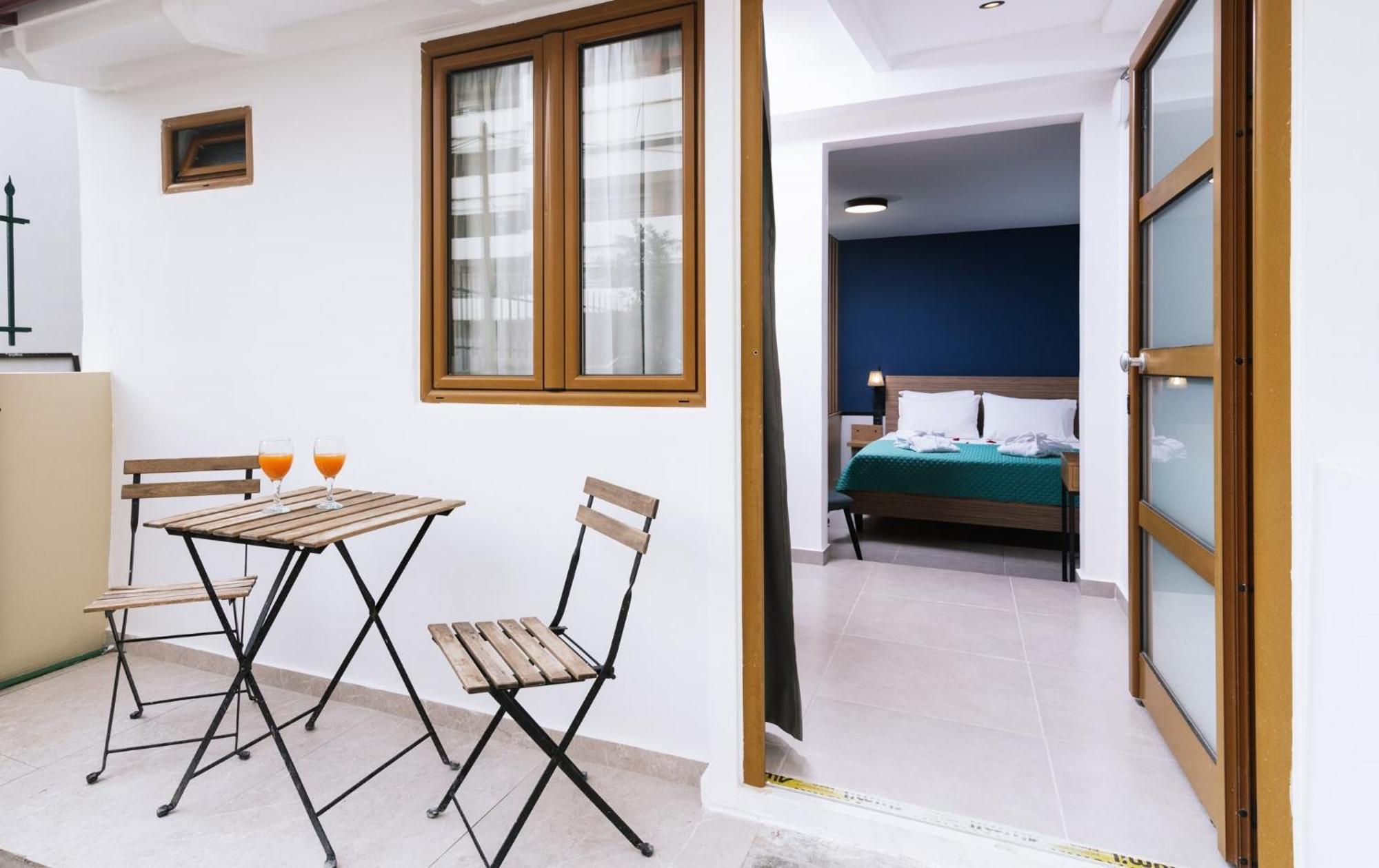 Alcyone Studios And Apartments Ираклион Экстерьер фото