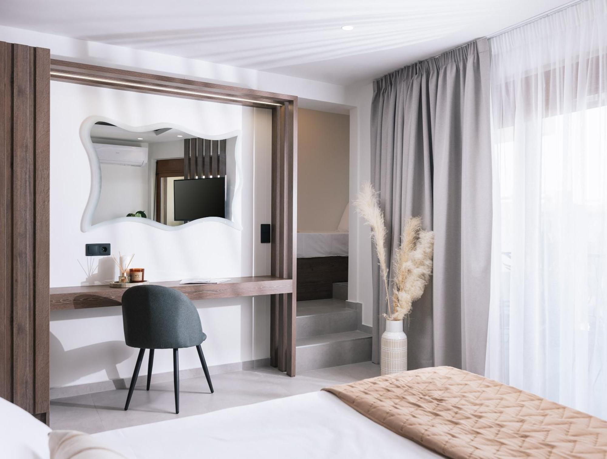 Alcyone Studios And Apartments Ираклион Экстерьер фото