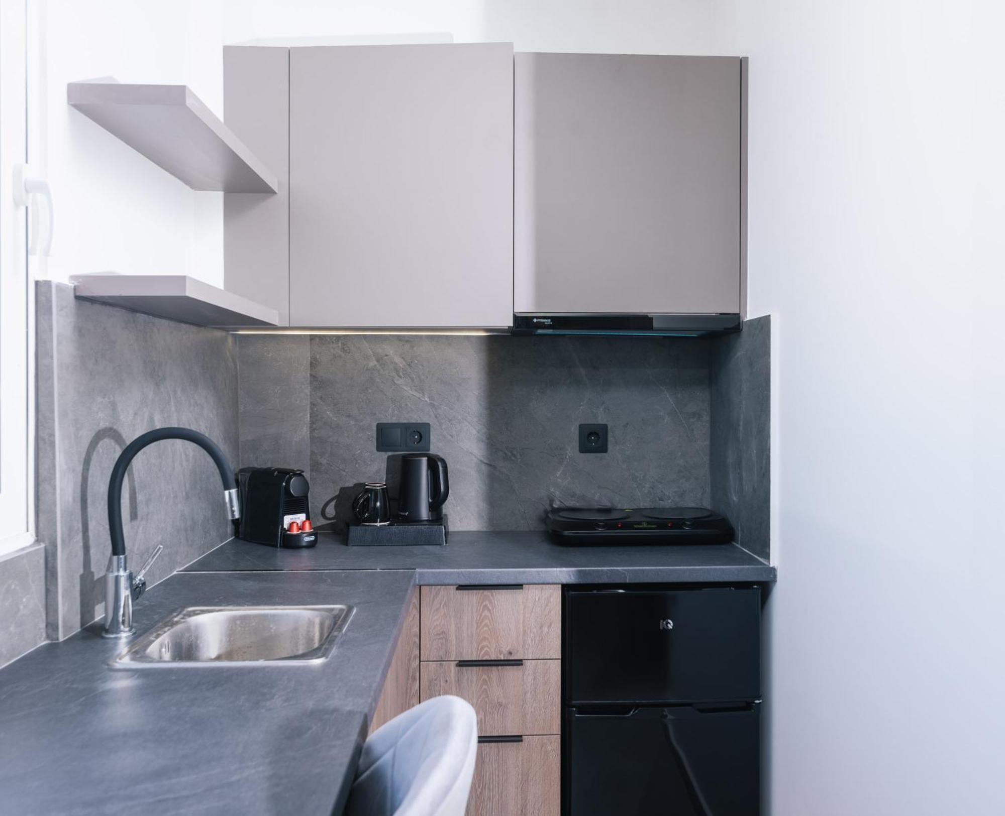 Alcyone Studios And Apartments Ираклион Экстерьер фото