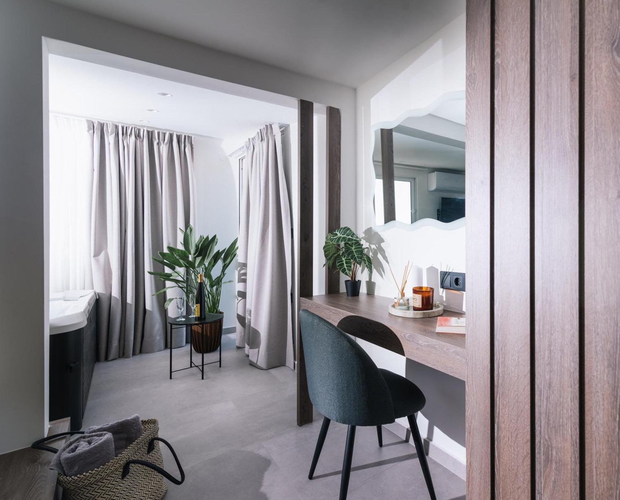 Alcyone Studios And Apartments Ираклион Экстерьер фото
