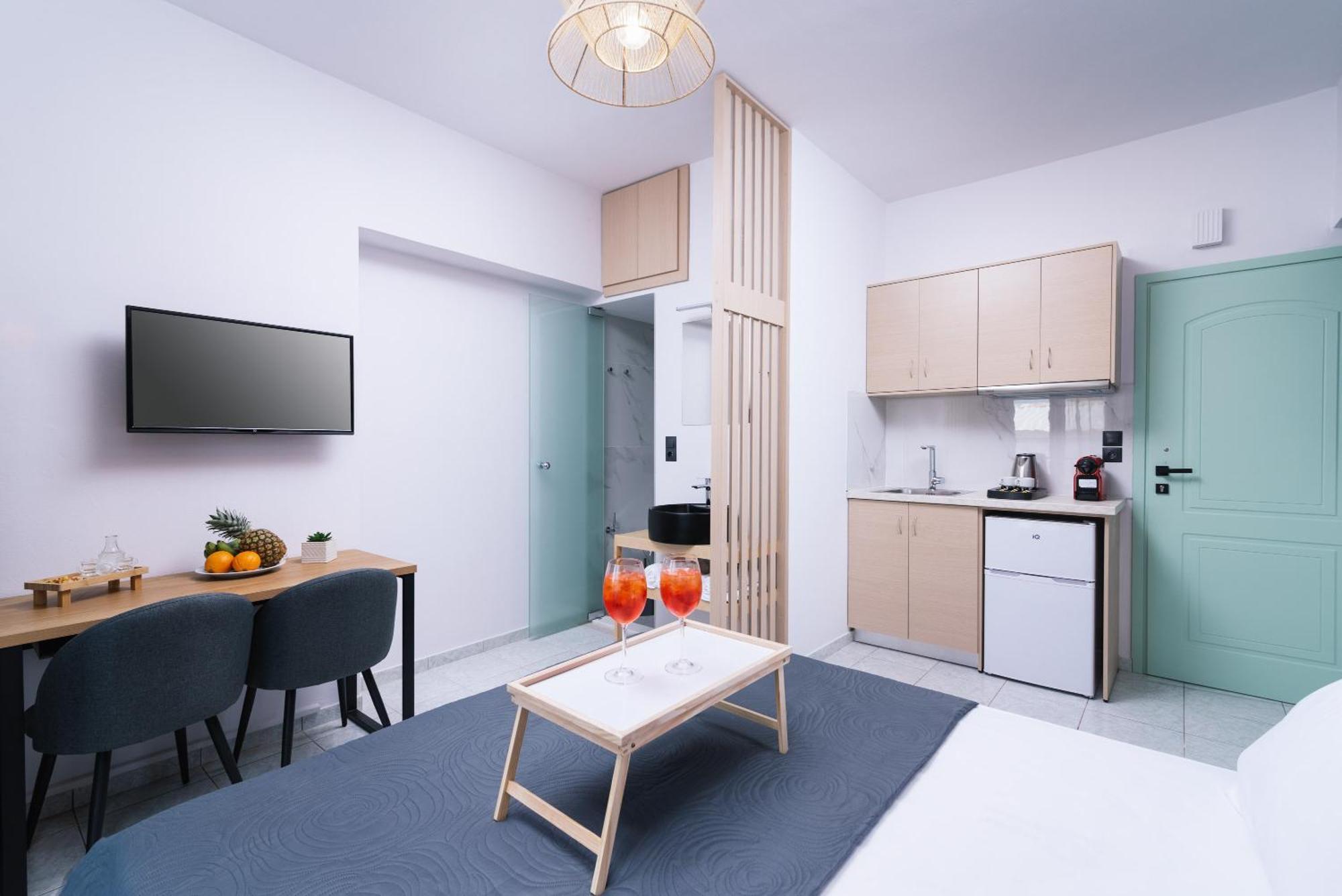 Alcyone Studios And Apartments Ираклион Экстерьер фото